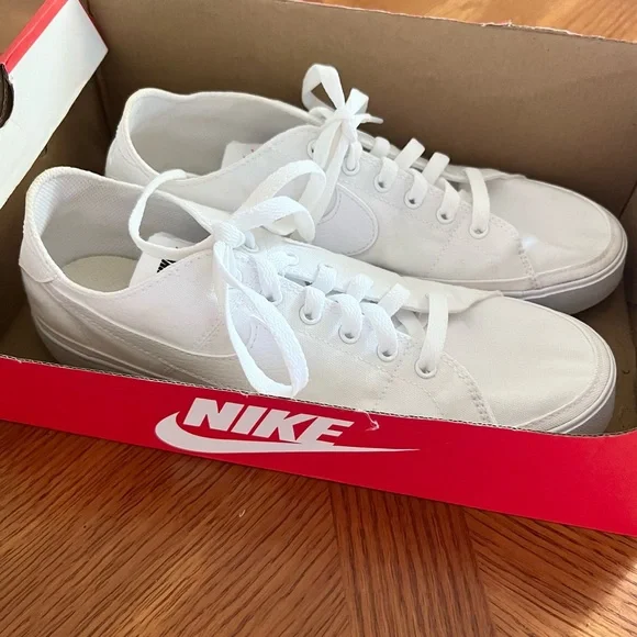 NIKE | Women’s Court Legacy White Canvas Sneaker 100 White/Summit White Size 10 - Picture 11 of 12